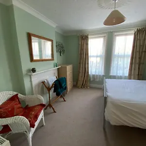 https://two-rivers-reach.tophotelsbath.com